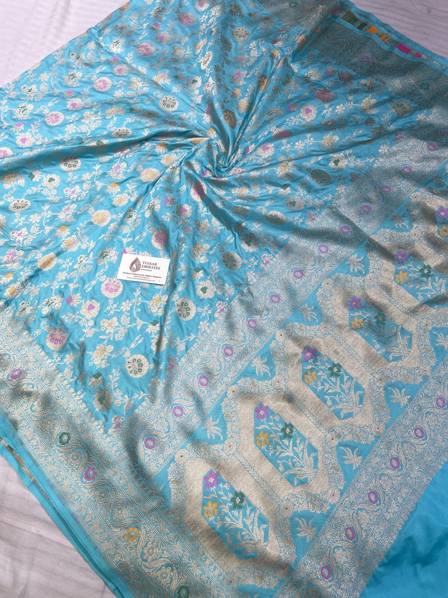 Pure Katan Silk Banarasi Jangla Saree with gold zari jaal work. - Tussar Emirates